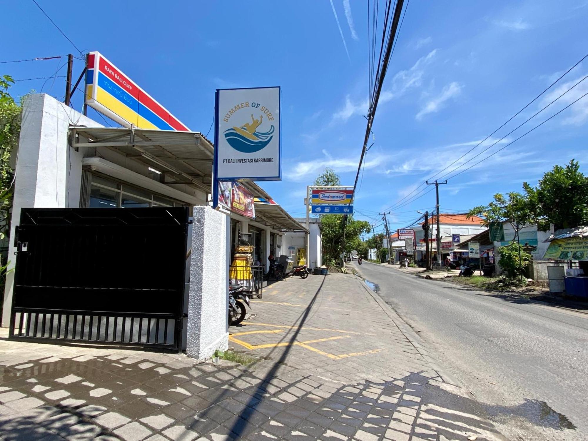 Summer Of Surf Hostel Uluwatu ウンガサン エクステリア 写真