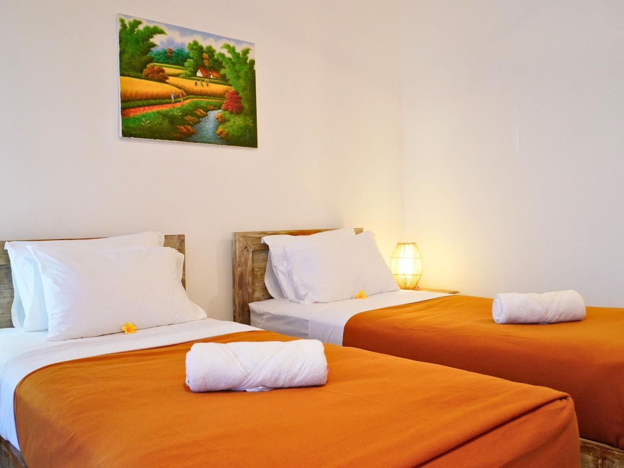 Summer Of Surf Hostel Uluwatu ウンガサン エクステリア 写真