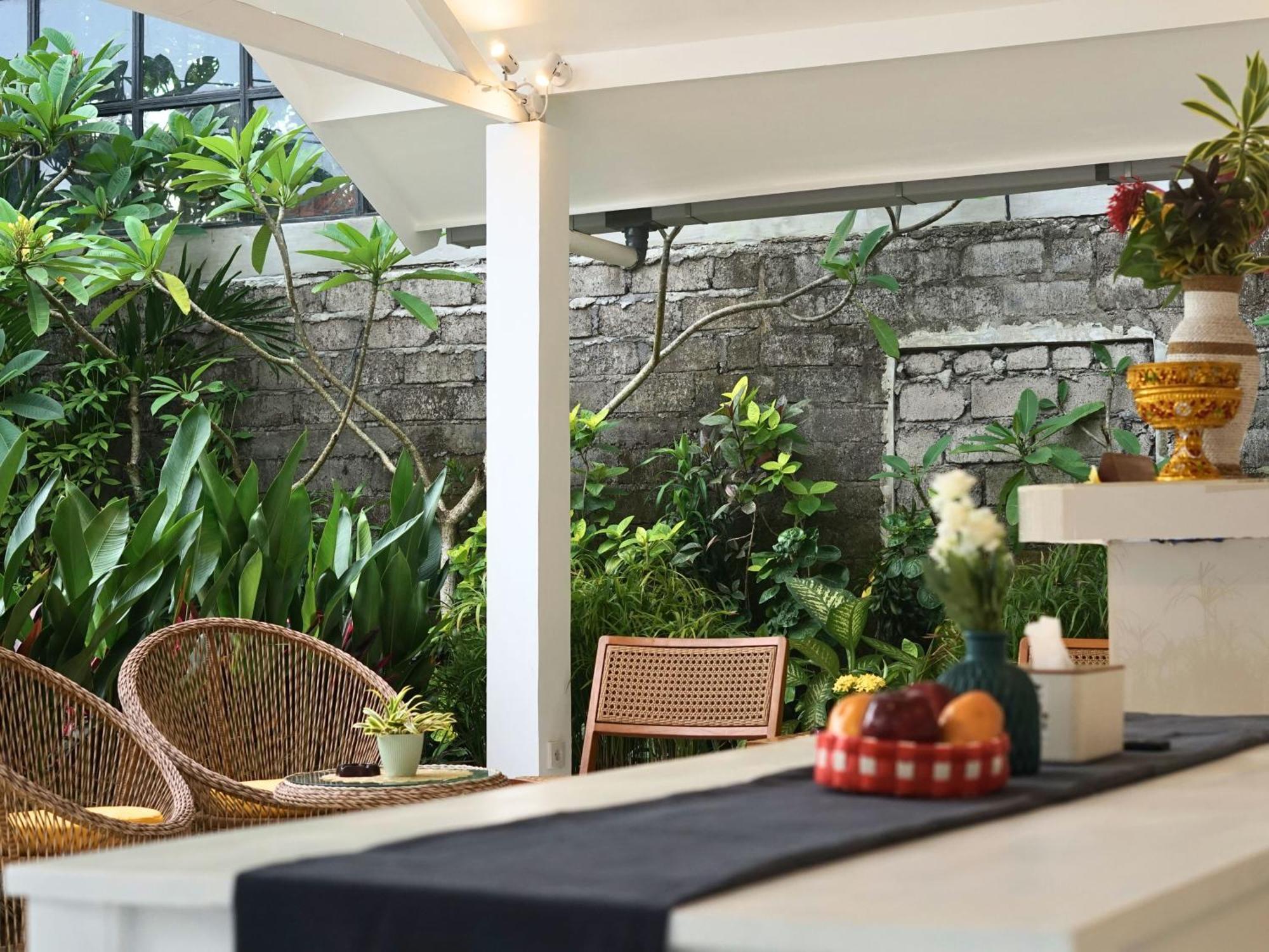 Summer Of Surf Hostel Uluwatu ウンガサン エクステリア 写真
