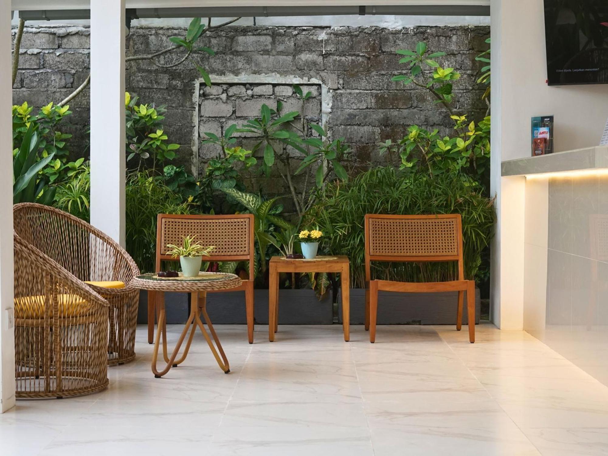 Summer Of Surf Hostel Uluwatu ウンガサン エクステリア 写真