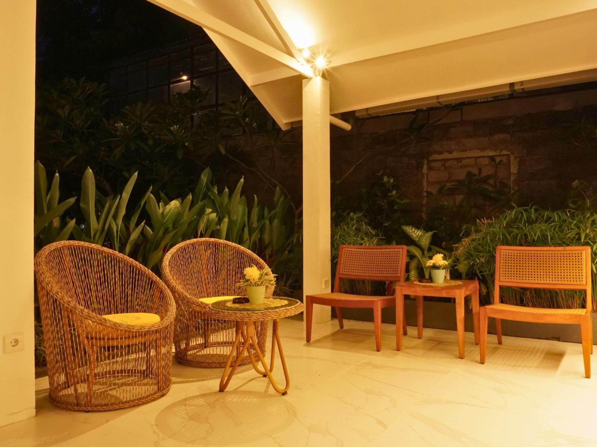 Summer Of Surf Hostel Uluwatu ウンガサン エクステリア 写真